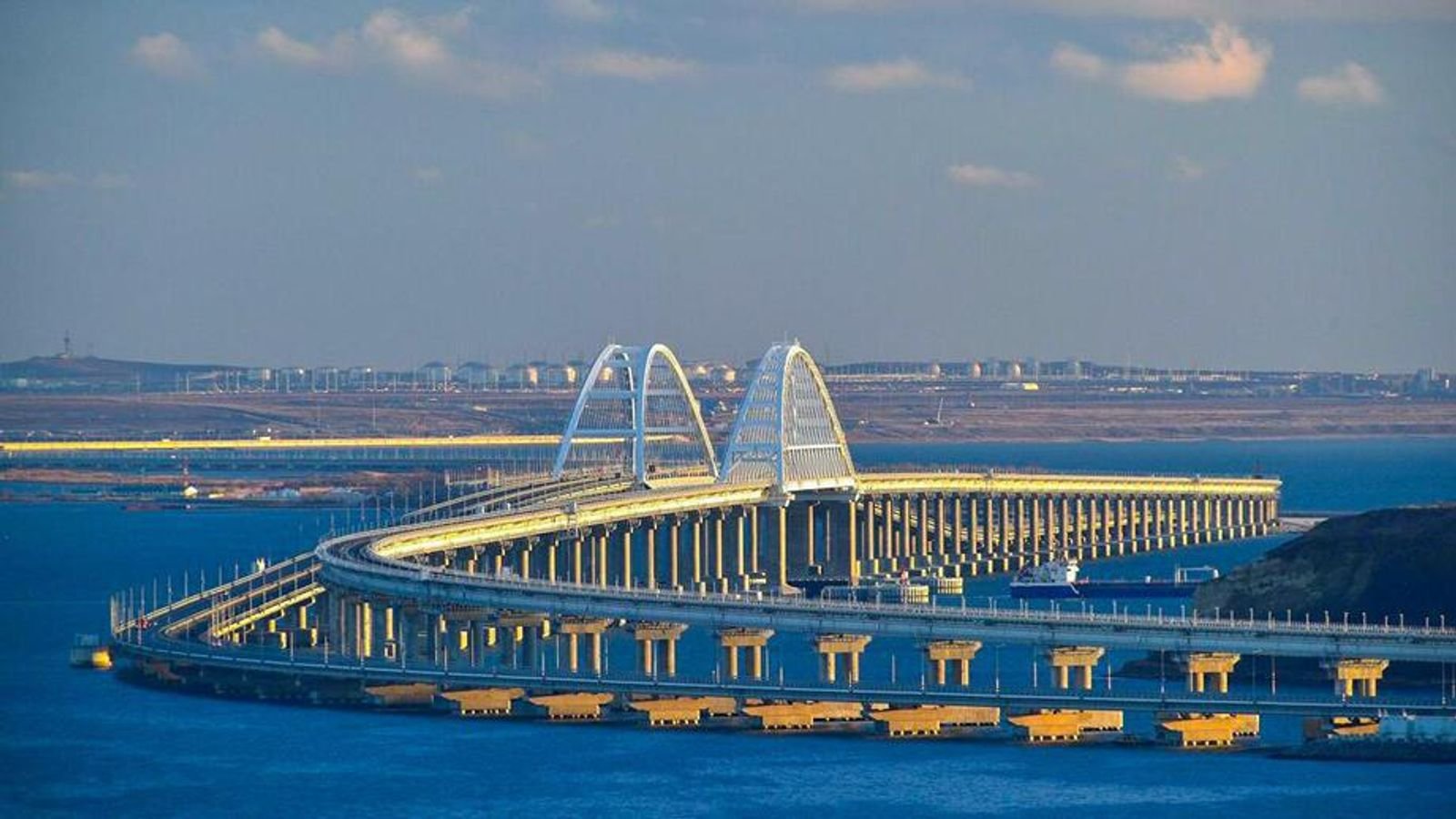 Тернистый путь Крыма: полуостров выходит из последней украинской блокады