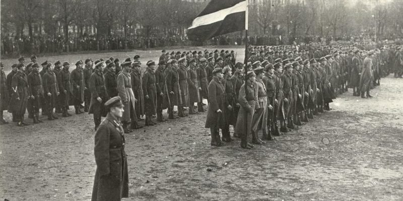 Основатель профессиональной армии Латвии, который гордился георгиевской лентой