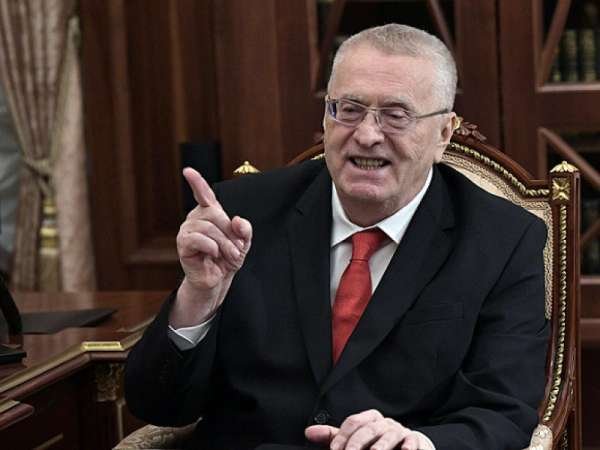 «Многих тошнит». Жириновский заявил, что Россия «семимильными шагами» движется к белорусскому сценарию