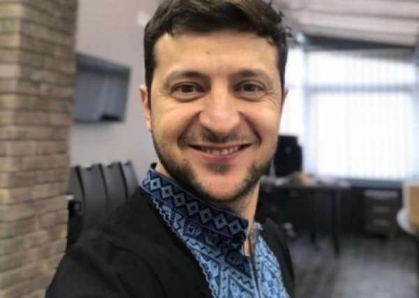 Задача Зеленского — полностью дискредитировать пост президента Украины