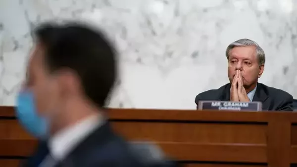 Русофобия не работает. Автор "адских санкций" взывает о помощи