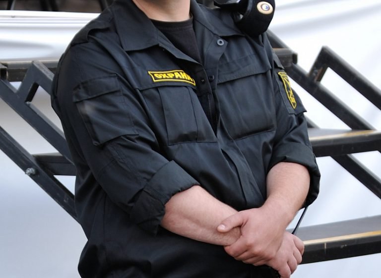 В Чечне произошла перестрелка между бойцами ОМОН и СОБР