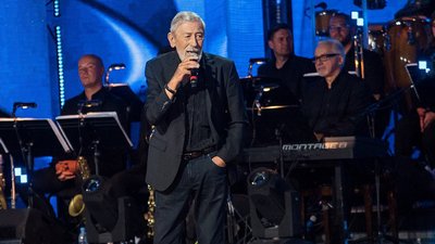 Вахтанг Кикабидзе оправдался за песню на русском языке