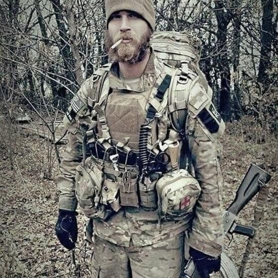 Правосека хотят экстрадировать в США за убийство: Его подельники вышли на митинг в Киеве