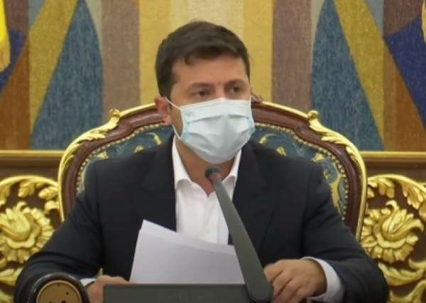 Азаров: Зеленский растерялся