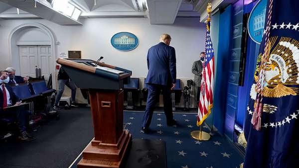 Госпереворот в США – Глубинное государство пожирает Трампа