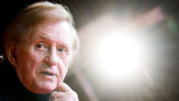 "Родился украинцем - умер москалем". Как националисты радовались смерти режиссера Романа Виктюка