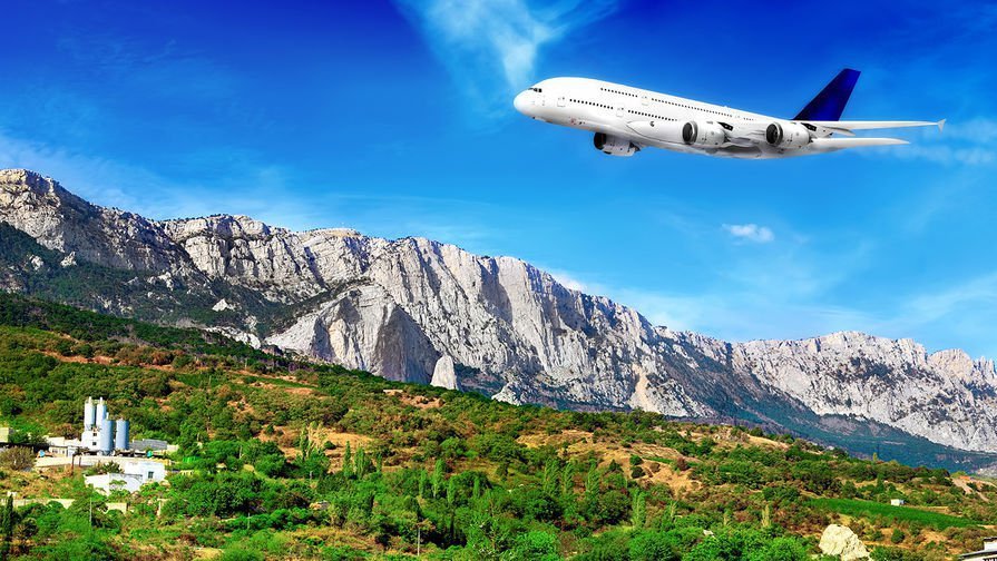 Украинский суд арестовал самолёты за полёты в Крым. Чем это грозит?