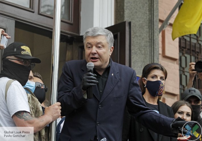 Петр Порошенко встретился во Львове с семьями жертв Революции Достоинства