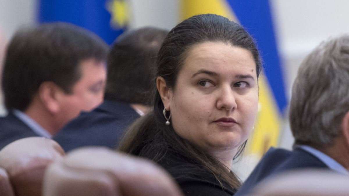 Киев хочет назначить послом в США создателя пирамиды из украинских ОВГЗ