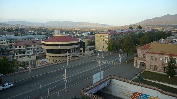 Российские миротворцы помогли вернуться тысячам беженцев в Карабах