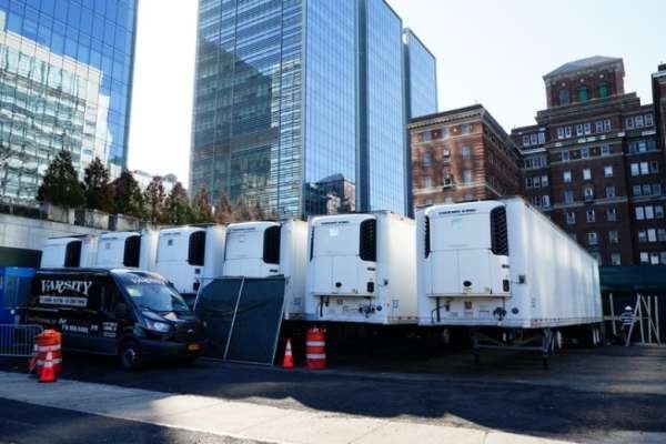 Американские трупы в рефрижераторах