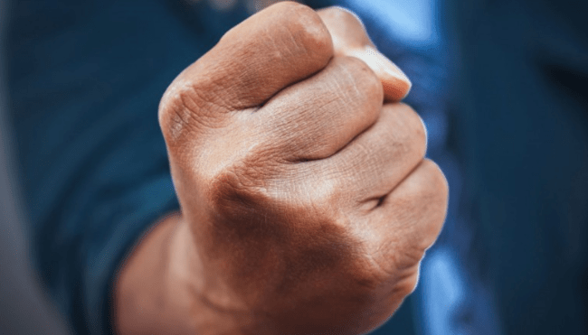 «Посольская банда»: главы дипломатических миссий шантажируют руководство Украины