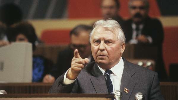 Егор Лигачёв сделал жуткое пророчество: Начинается эпоха крыс