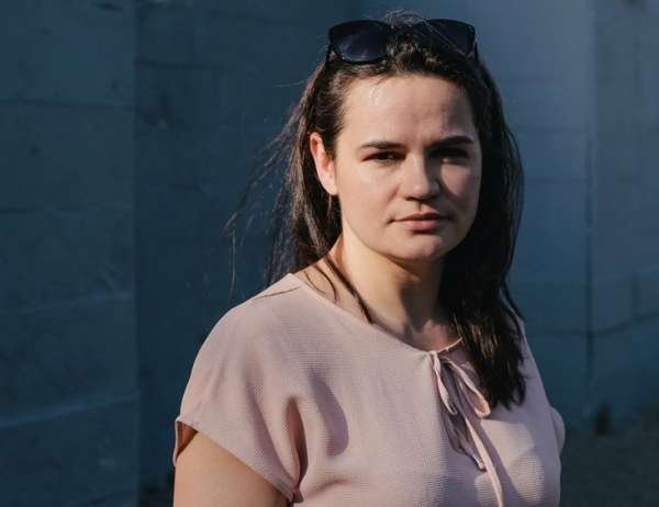 Белорусская Жанна д'Арк и ее муж зэк-ютубер – в Politico написали абсурдную статью о Тихановской