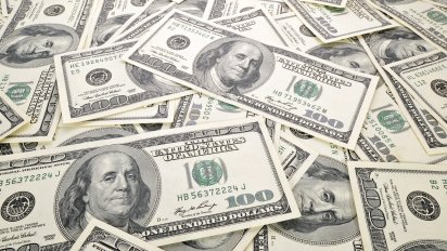 Резкий рост госдолга заставит Байдена пересмотреть санкции