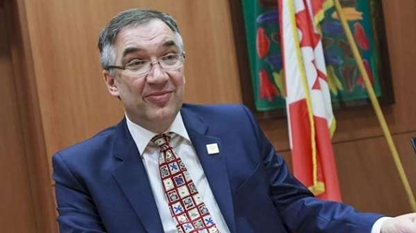 Сало по-канадски: задачи Киева глазами Оттавы