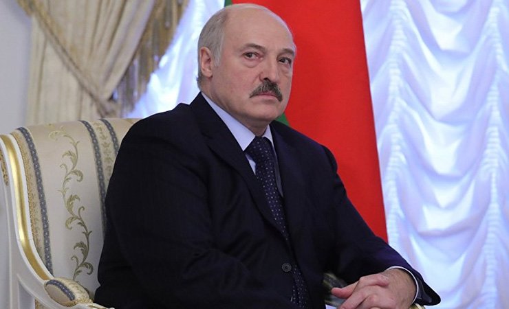 Лукашенко побрезгует переезжать в Ростов и потребует у Путина место потеплее