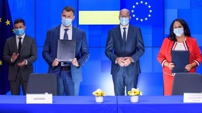 Украина может потерять Донбасс после "энергетического разрыва" с СНГ