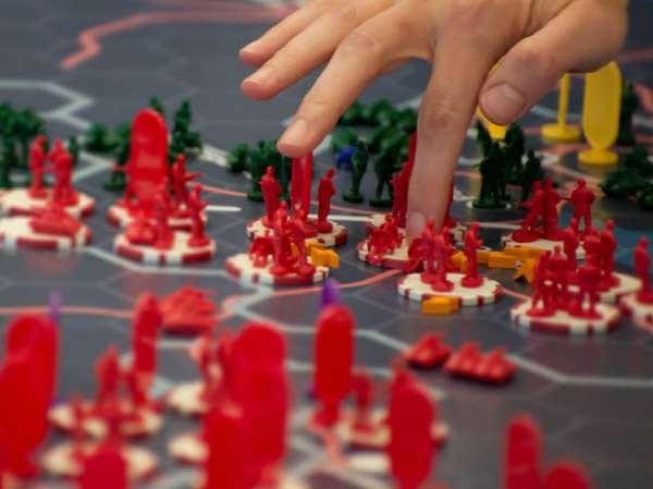 НАТО может проиграть войну России. Военно-штабная игра показывает, как именно