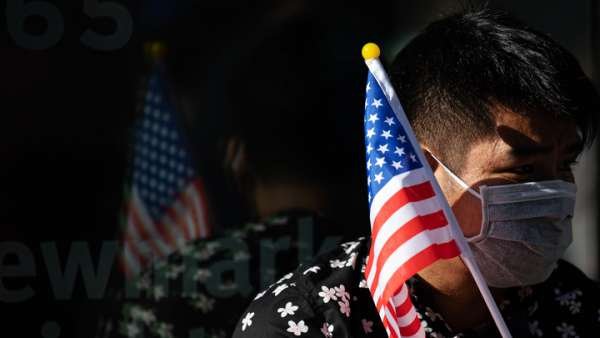 "Ну, туп-ы-ы-е!" Главная шутка об американцах перестала быть смешной - теперь пора бояться