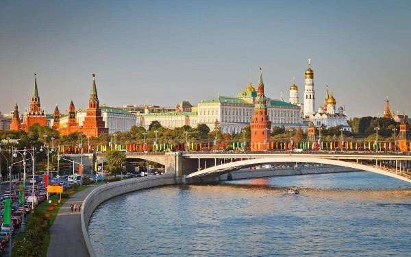 Большая Россия объединит республики Советского Союза