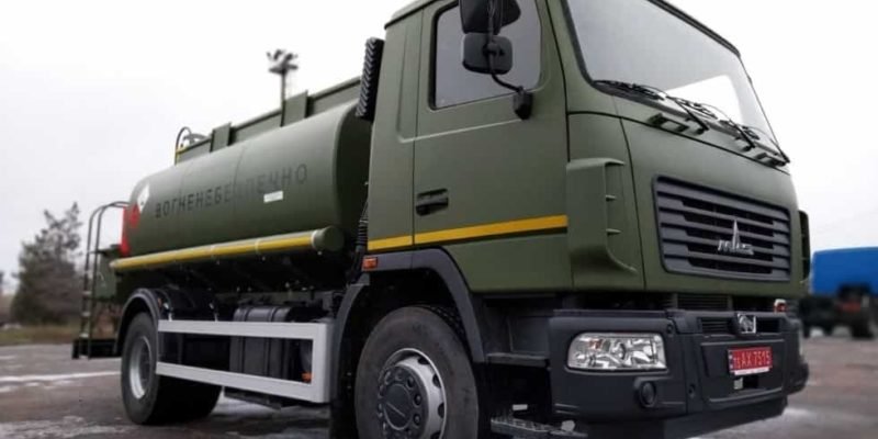 Украина производит военные автоцистерны на шасси белорусских МАЗов