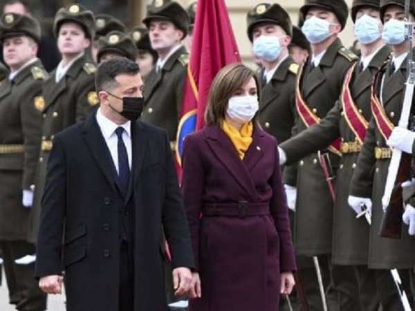 Пётр Алексеевич, беги: о неприятных для Порошенко результатах визита президента Молдавии