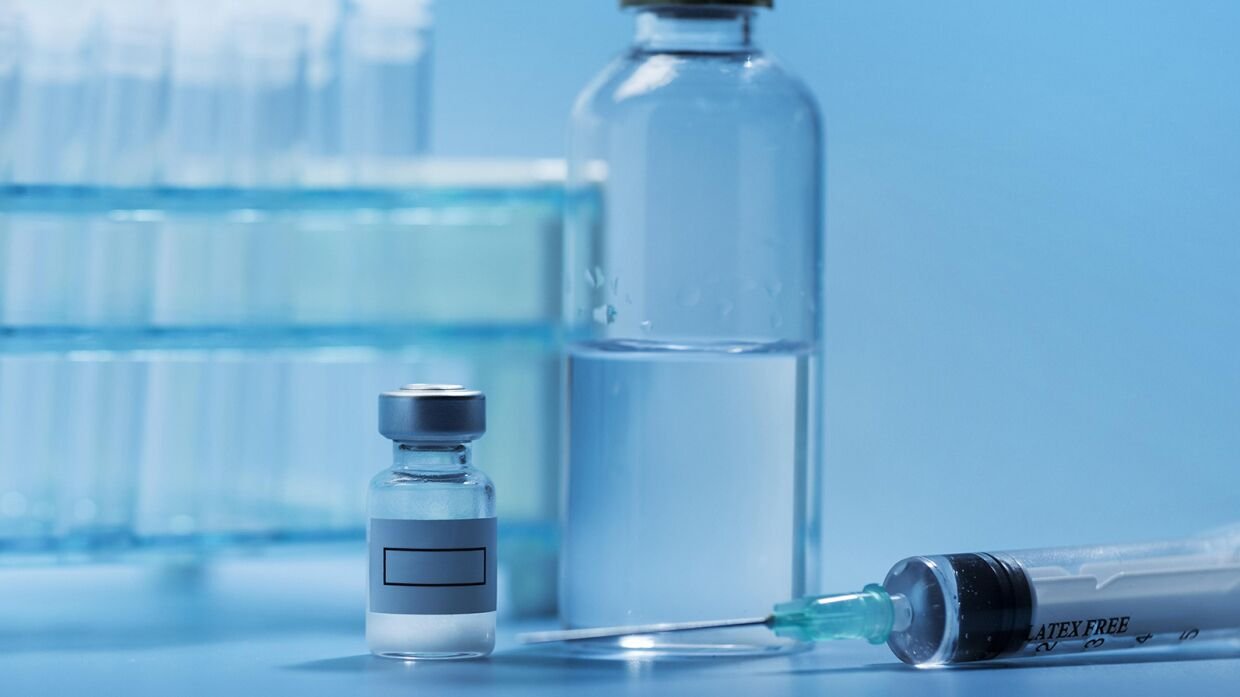 Российская вакцина может появиться на западном рынке