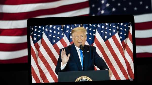 Трамп останется ещё на четыре года: Хазин поделился инсайдом