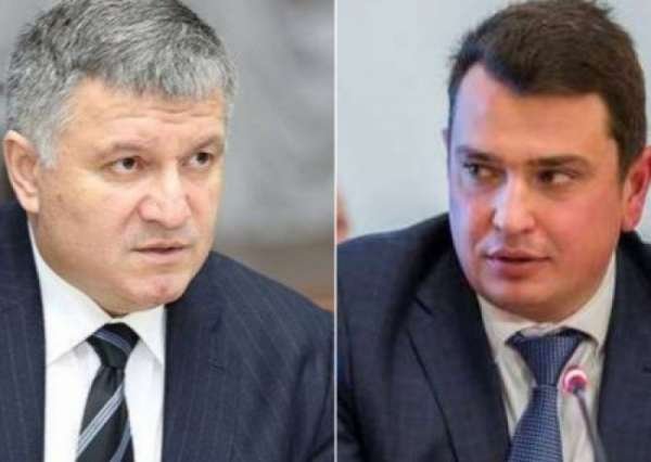 Сытник против Авакова: американцы ищут компромат, чтобы сбить министра МВД