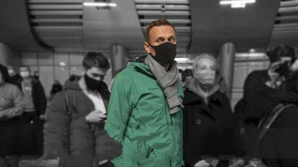 Операция "русский Флойд" Навальный проходит в соответствии со сценарием