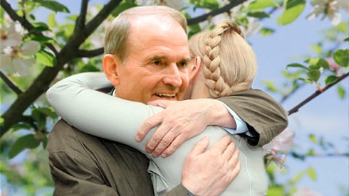 Союз Медведчука и Тимошенко: Кто стоит за альянсом двух несовместимых политиков?