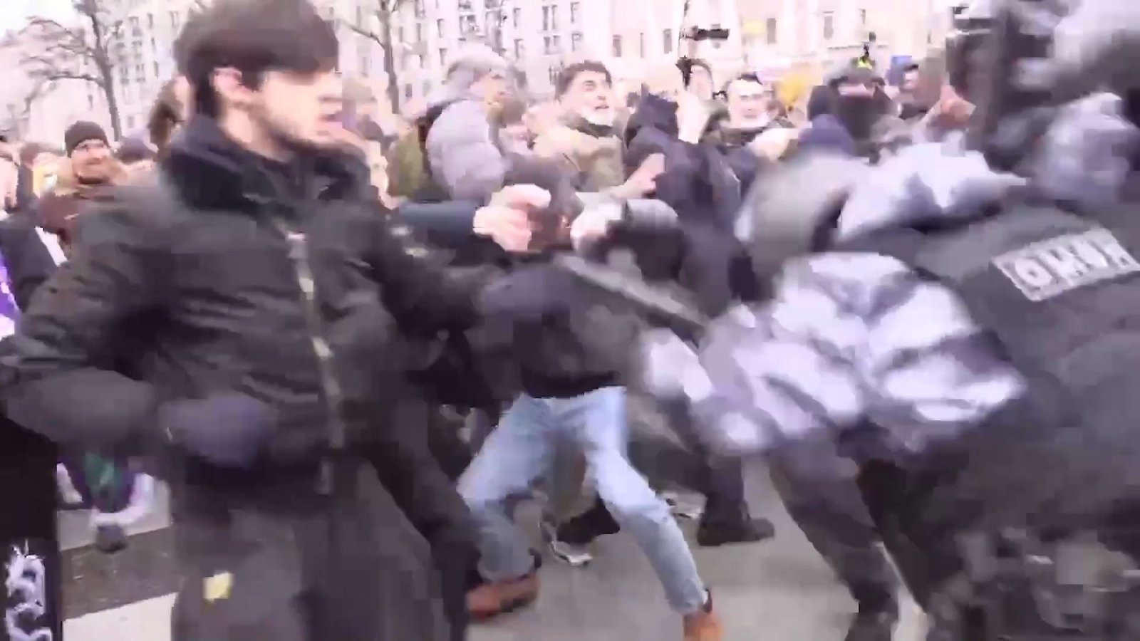 Боевик Навального из Чечни, дерзко напавший на ОМОН, задержан