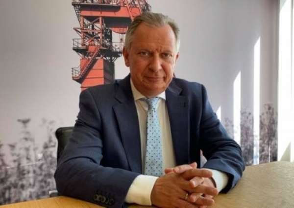 Не хочу загреметь в тюрьму. Глава немецкого региона отказался просить Россию о помощи с вакциной