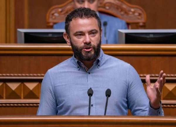 В шаге от краха