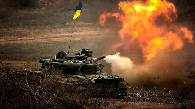 В Киеве предсказали новую войну на Донбассе к лету