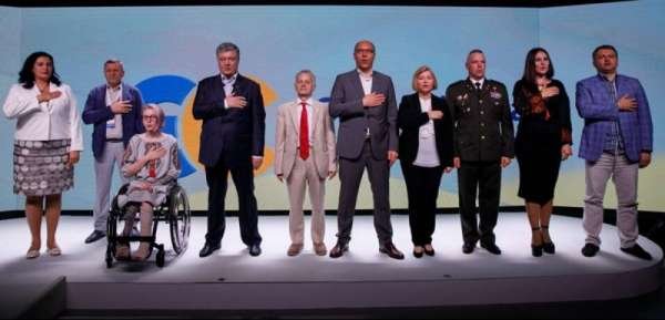 «ПЕС» и «слуги» хотят запретить СМИ и партии, отрицающие «российскую агрессию»