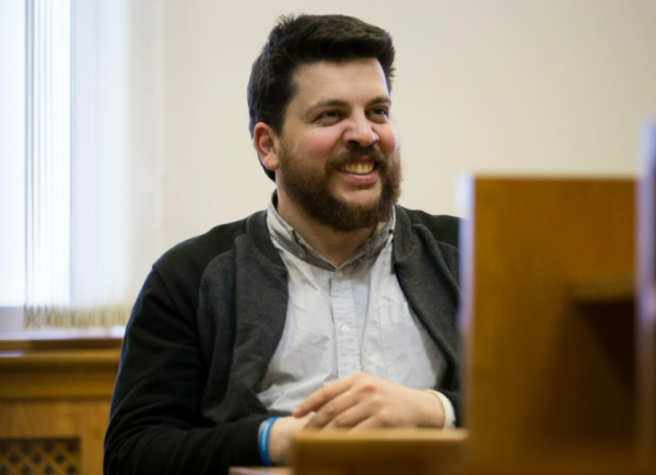 Волков призывает макать в сортир судей, вынесших неугодное ему решение в адрес протестующих