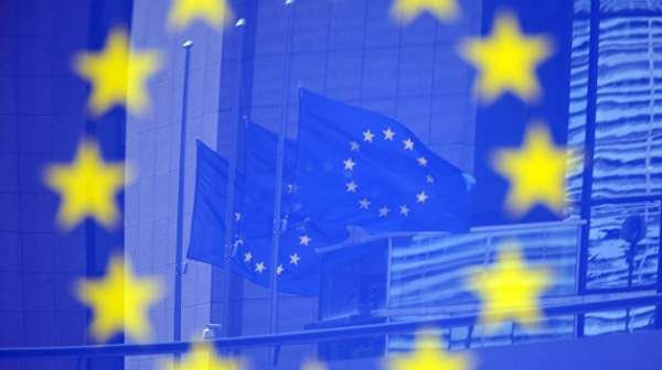 Новое противостояние России и США ставит под угрозу существование Евросоюза