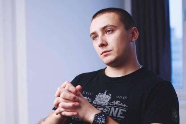 Воровал у детей: учительница Стерненко рассказала о прошлом радикала