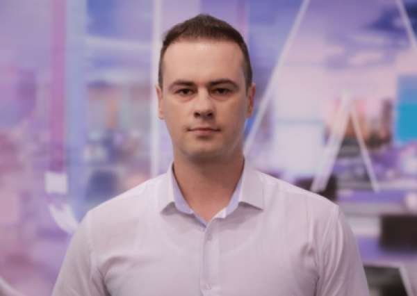 Любовник Максаковой заявил, что Путин, Медведчук и Порошенко хотят «валить» Зеленского