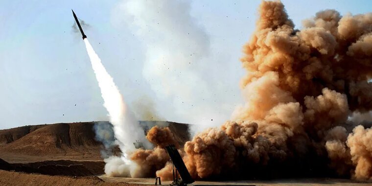 Видео удара по военной базе США в Ираке попало в Сеть