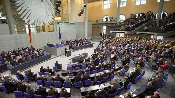 Как фашистская Германия: Бундестаг изменил своё мнение об Украине