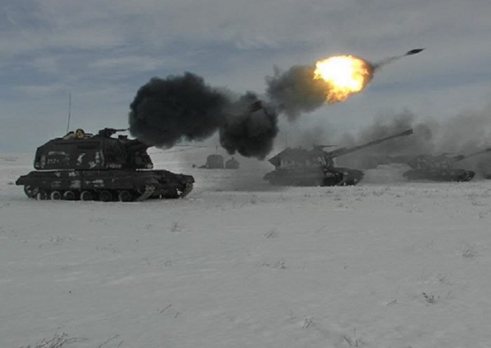 Под Оренбургом «Мста» и «Грады» уничтожили командные пункты противника