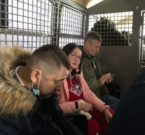 Спонсоры бегут на помощь: в США уже отреагировали на задержание либералов в Измайлово