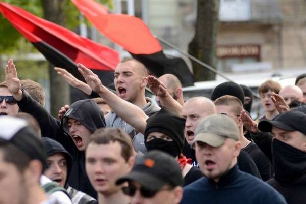 Денацификация или ликвидация