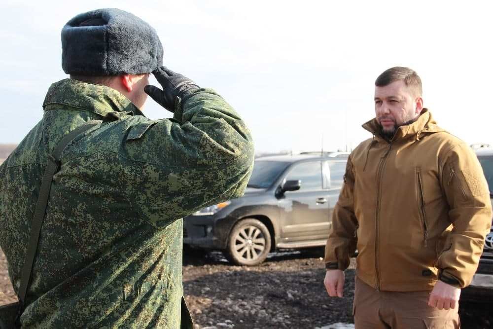 Пушилин за штурвалом БМП проинспектировал боеготовность Народной милиции