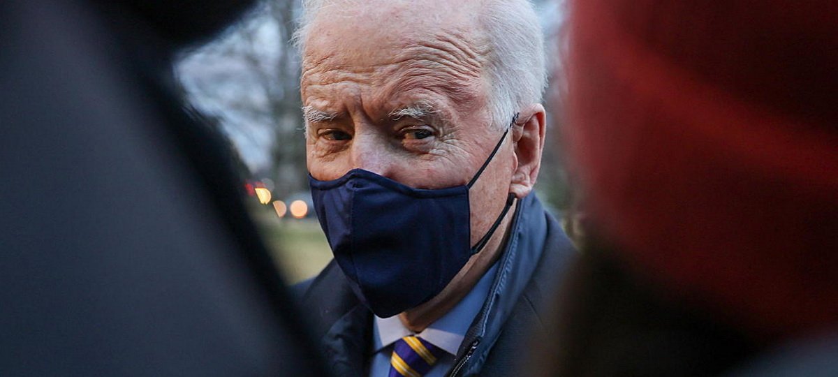 Престарелый Байден почти объявил войну России