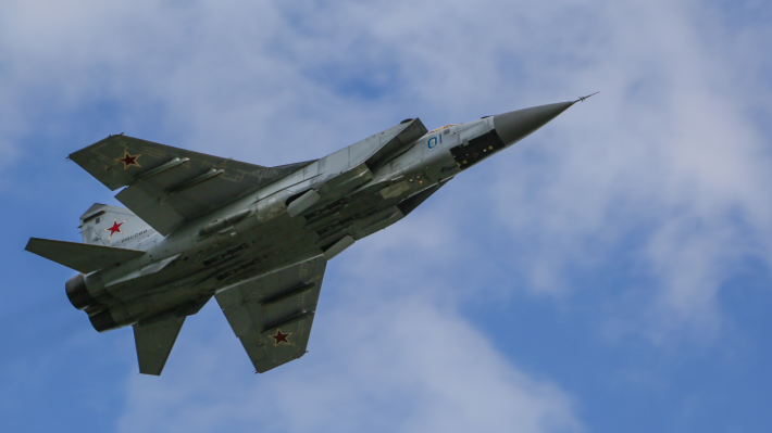 Дрозденко обозначил главные риски консолидации «Сухого» и «МиГ»